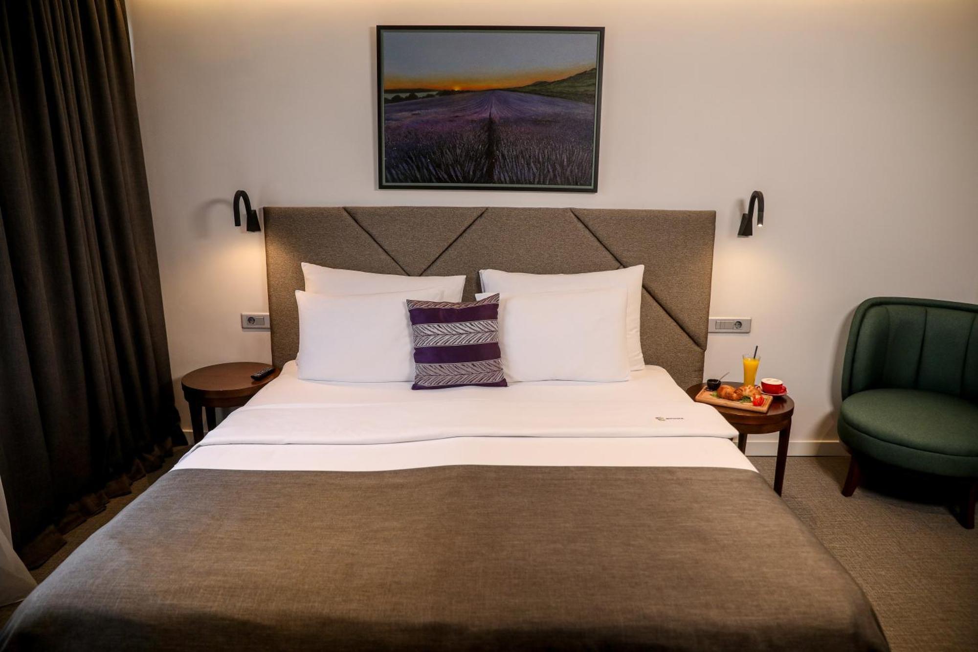 Hotel Botanica بلغراد المظهر الخارجي الصورة